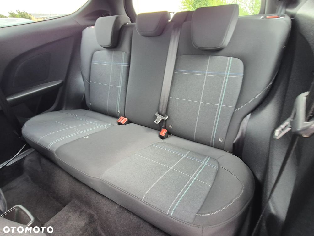 Ford Fiesta 1.1 TREND - 25