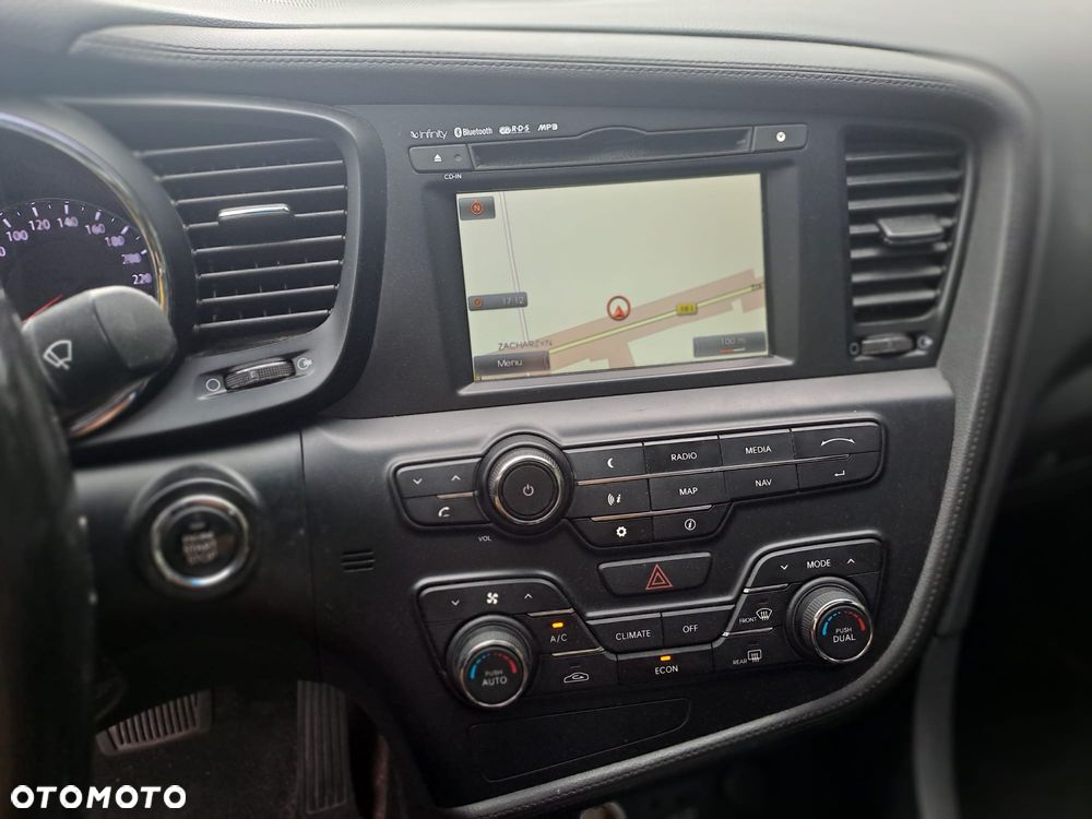 Kia Optima - 12