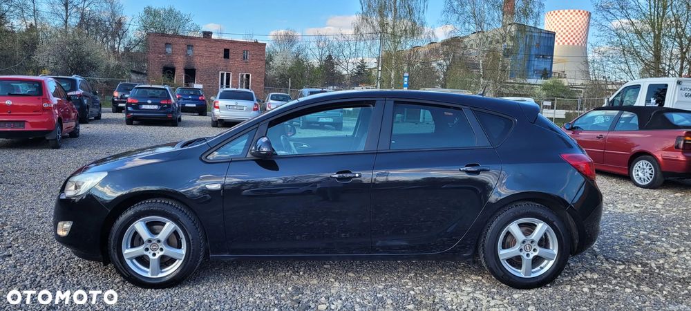 Opel Astra 1.4 ecoFLEX - 9