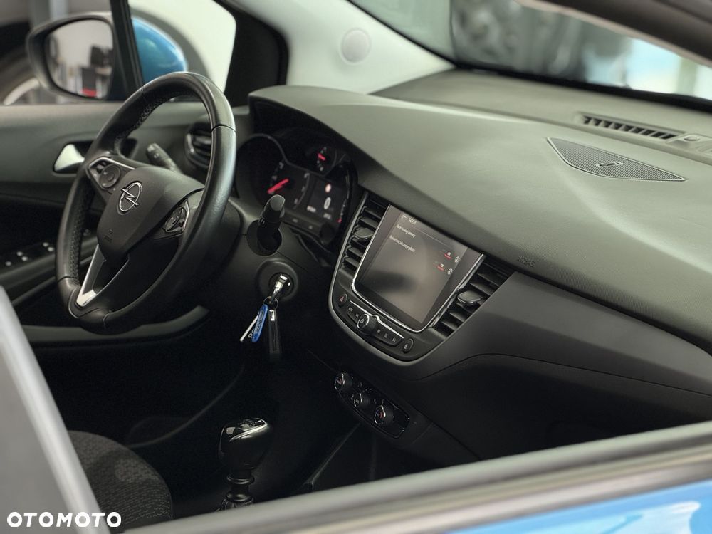 Opel Crossland X - 38