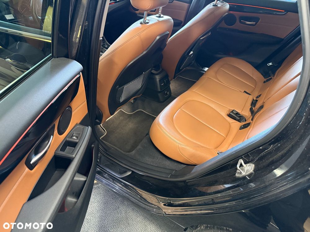BMW Seria 2 220d xDrive Luxury Line sport - 11