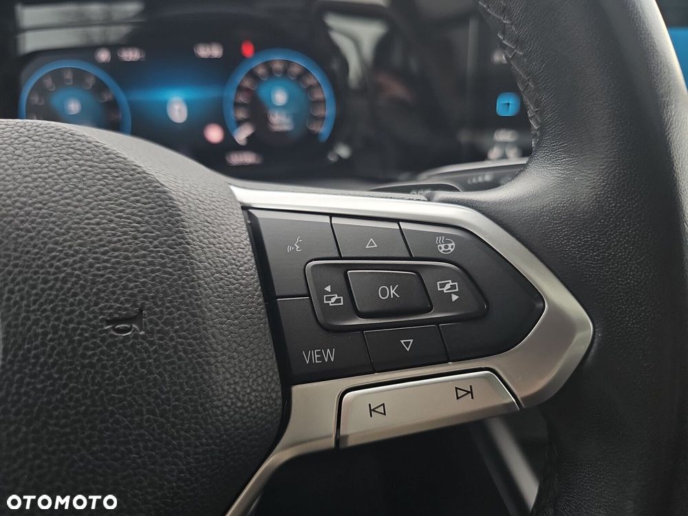 Volkswagen Golf 1.5 eTSI OPF DSG Style - 23