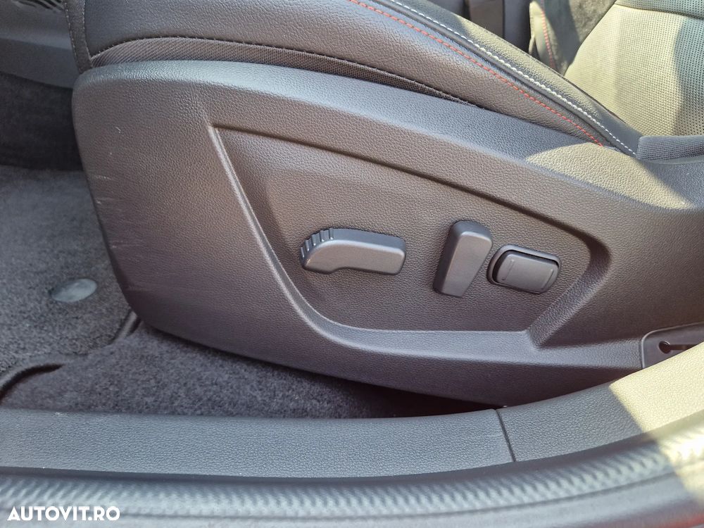 Renault Arkana MHEV 160 EDC RS Line - 14