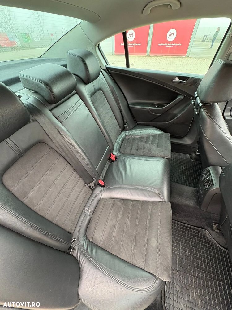 Volkswagen Passat - 8