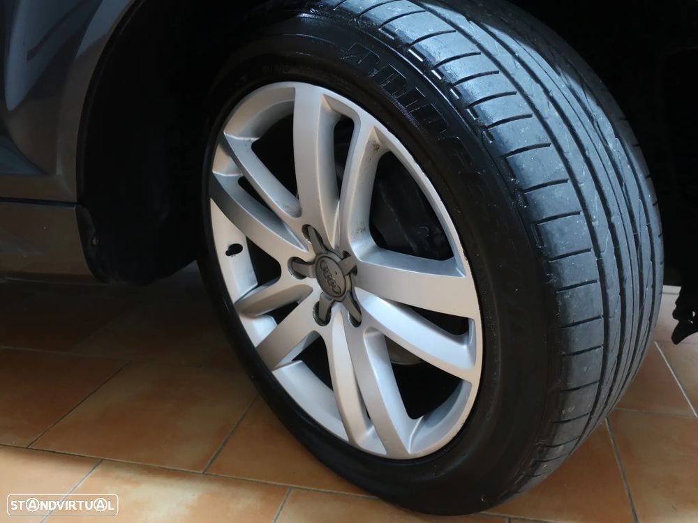 Audi Q7 3.0 V6 TDi quattro Tiptronic - 8