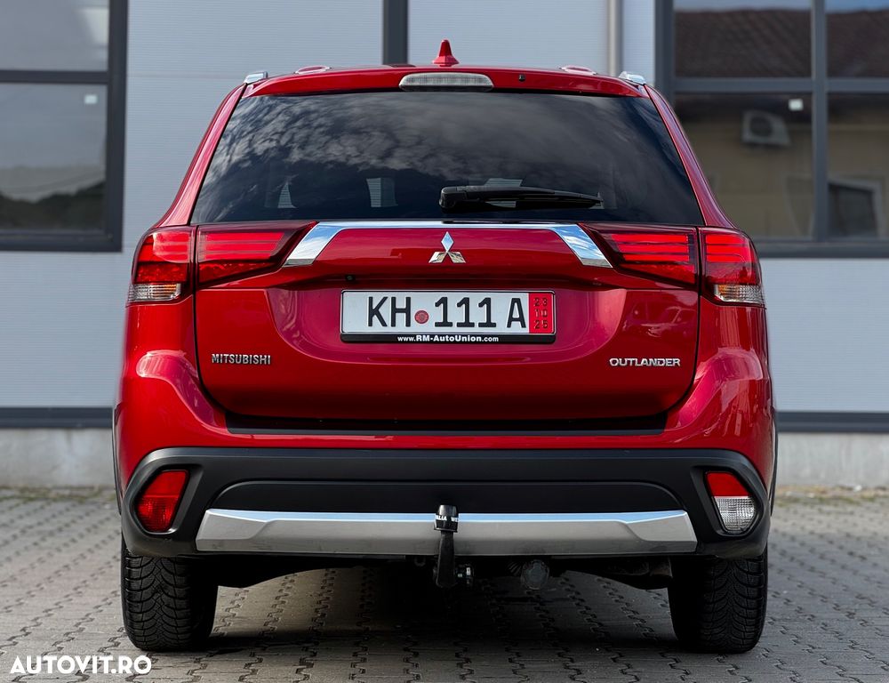 Mitsubishi Outlander 2.2 DI-D 4WD Automatik Edition+ - 8