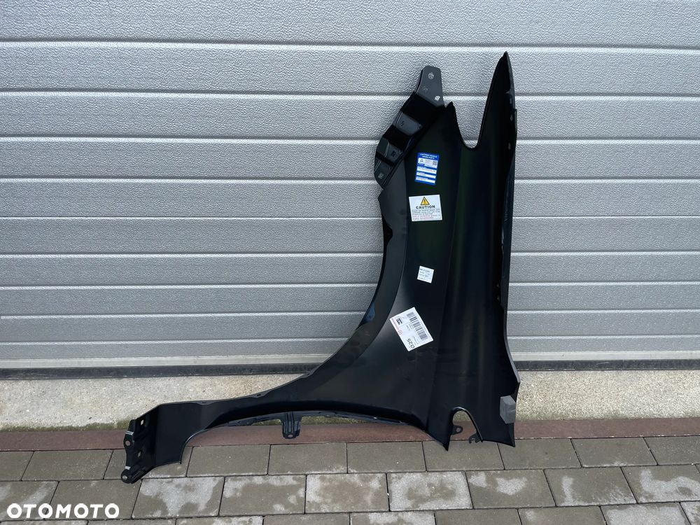 BŁOTNIK PRZEDNI PRAWY TOYOTA AURIS II E18  2012-2018 - NOWY - 3