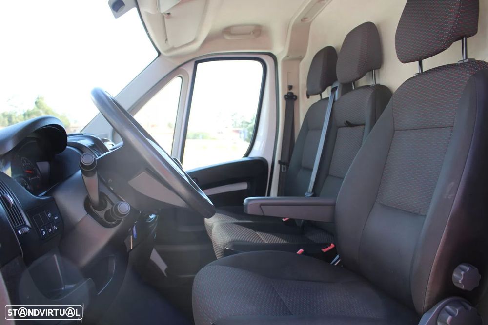 Peugeot Boxer 2.2 BlueHDI Premium - 12