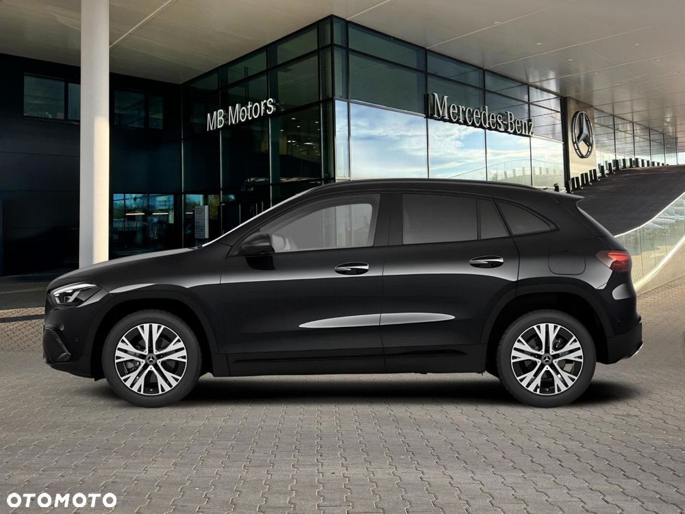 Mercedes-Benz GLA - 3