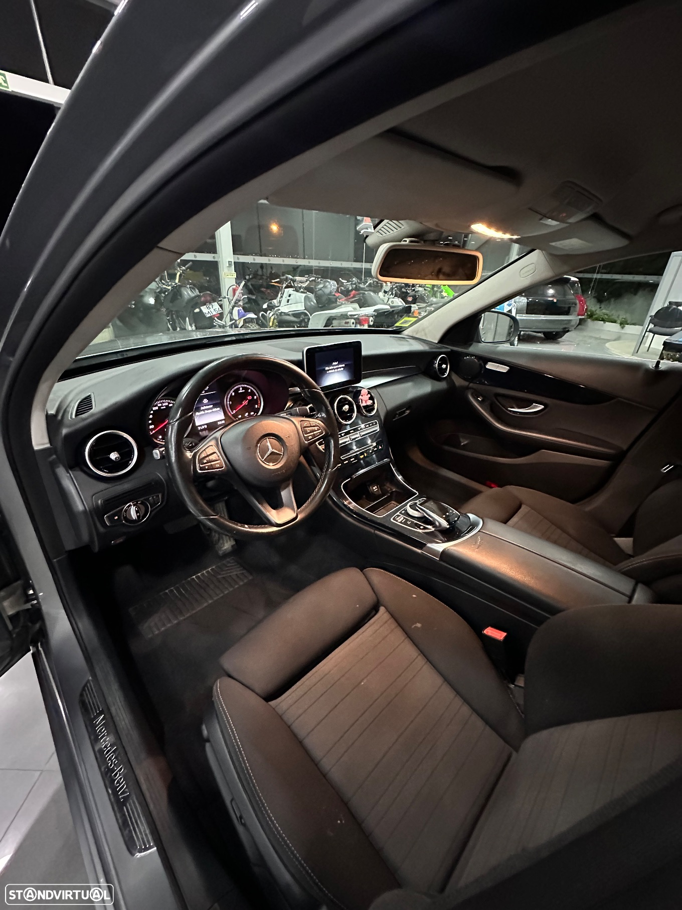 Mercedes-Benz C 180 d Avantgarde Aut. - 12
