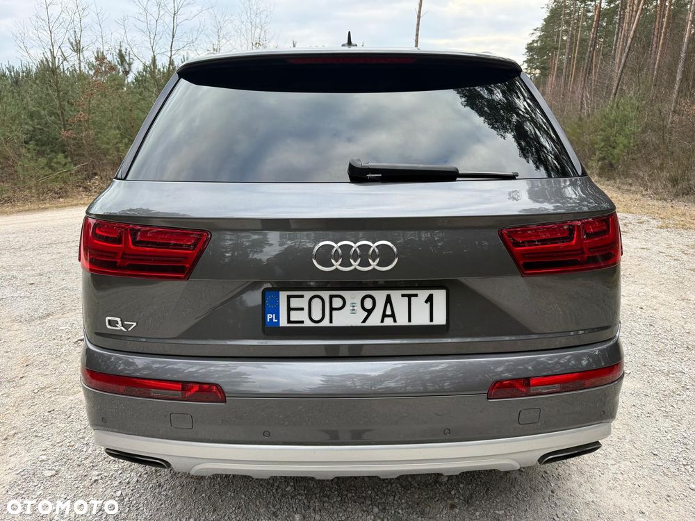 Audi Q7 - 6