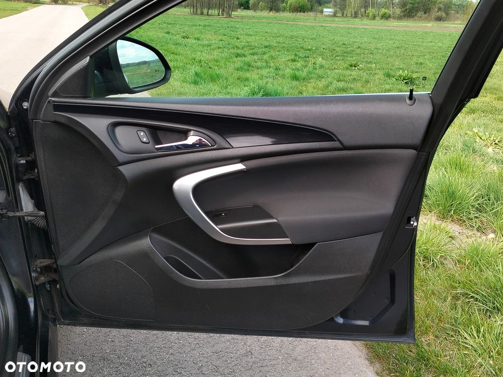 Opel Insignia 2.0 CDTI 4x4 ecoFLEX Start/Stop Business Innovation - 36