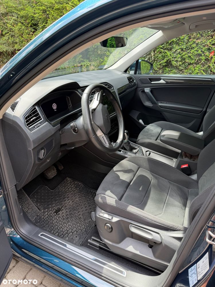 Volkswagen Tiguan 2.0 TSI 4Mot Elegance DSG - 26