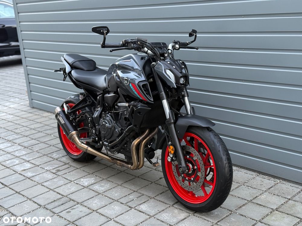 Yamaha MT - 24