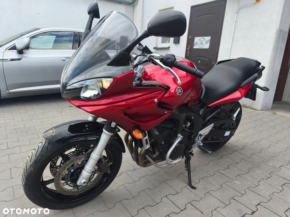 Yamaha FZ6 - 3