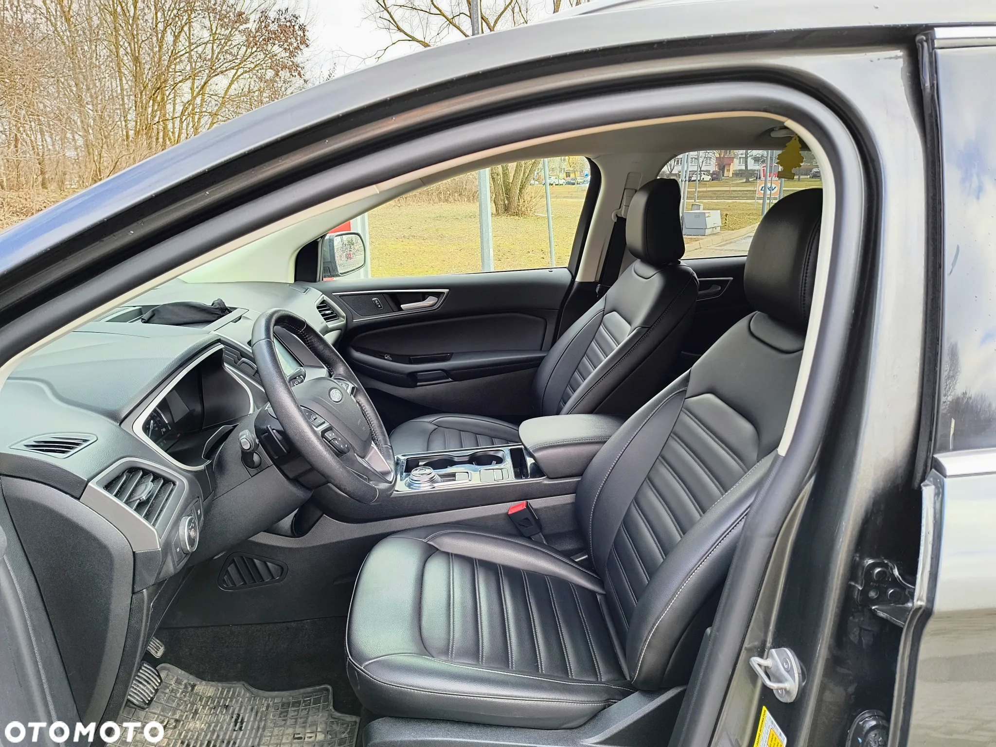 Ford Edge - 6