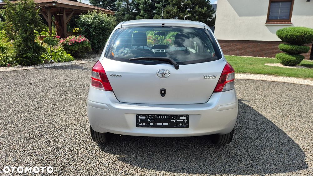 Toyota Yaris 1.0 VVT-i - 5