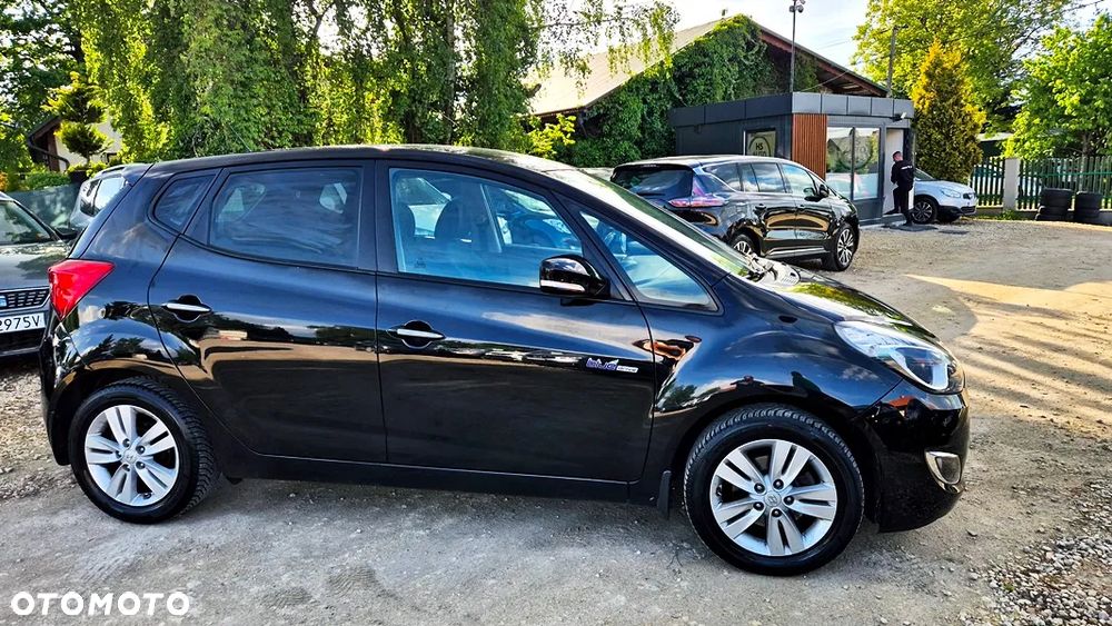 Hyundai ix20 1.4 Premium blue - 8
