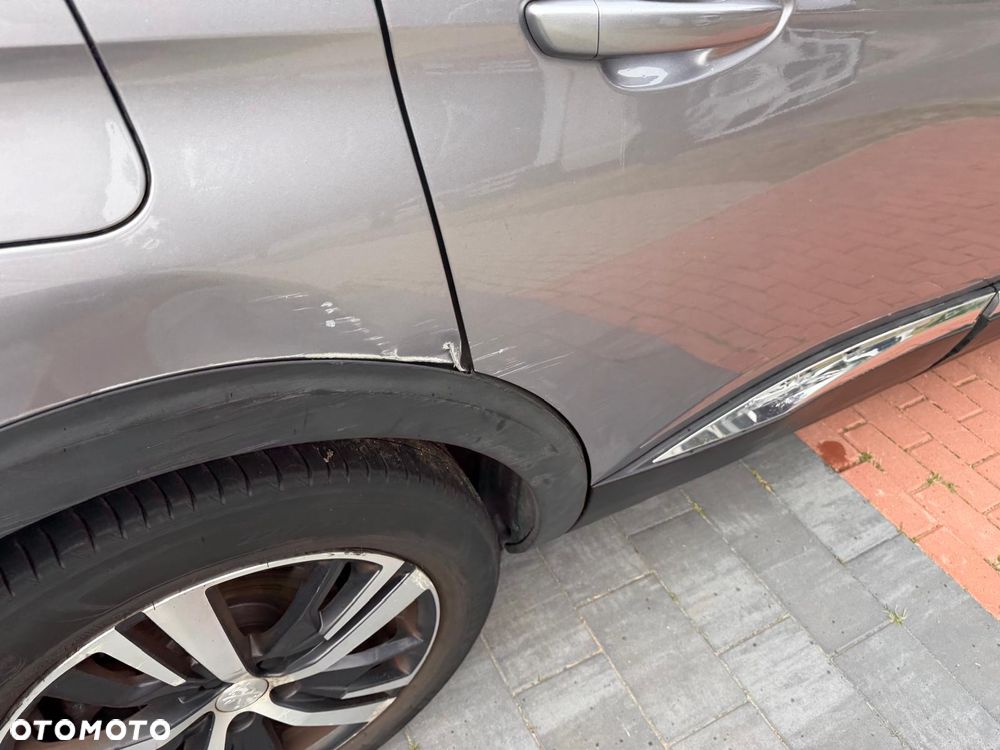 Peugeot 5008 1.6 PureTech GT Line S&S EAT8 - 21