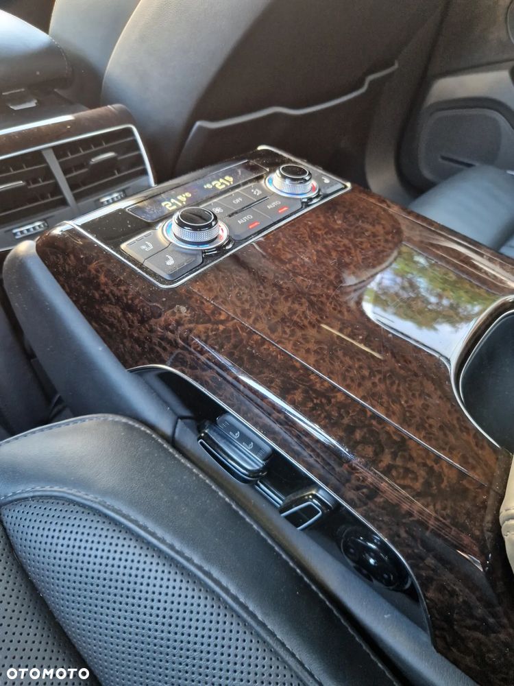 Audi A8 4.2 TDI Quattro - 15