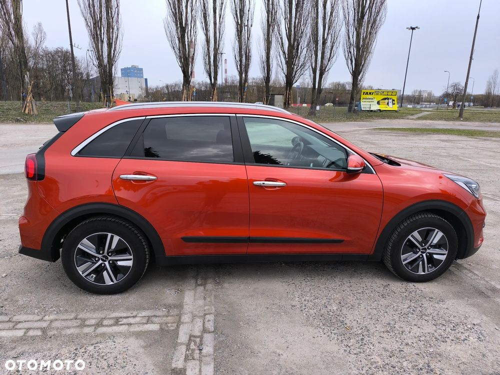 Kia Niro 1.6 GDI Hybrid L Business Line - 8