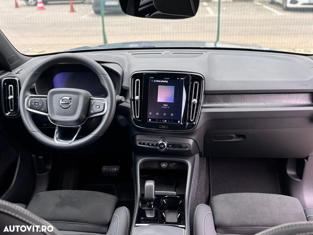 Volvo XC 40 - 4