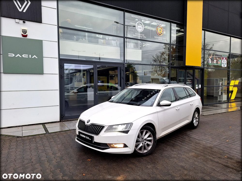 Skoda Superb 2.0 TDI Style DSG - 2