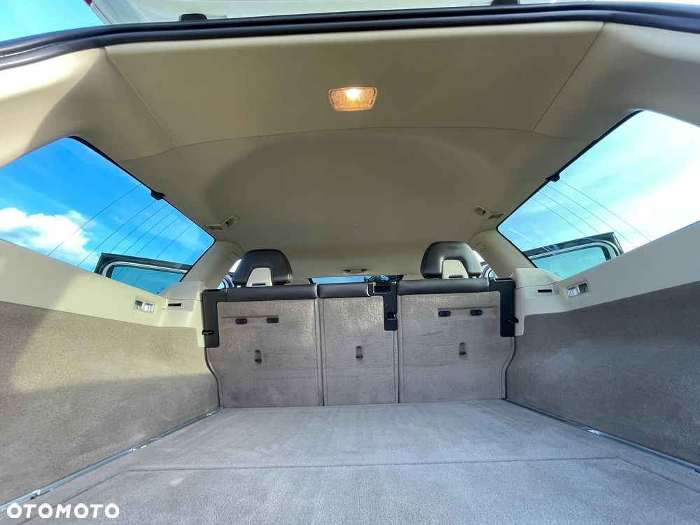 Volvo XC 70 T6 AWD Momentum - 19