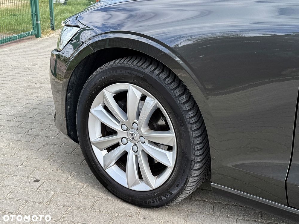Volvo V60 D3 Geartronic Momentum Pro - 17