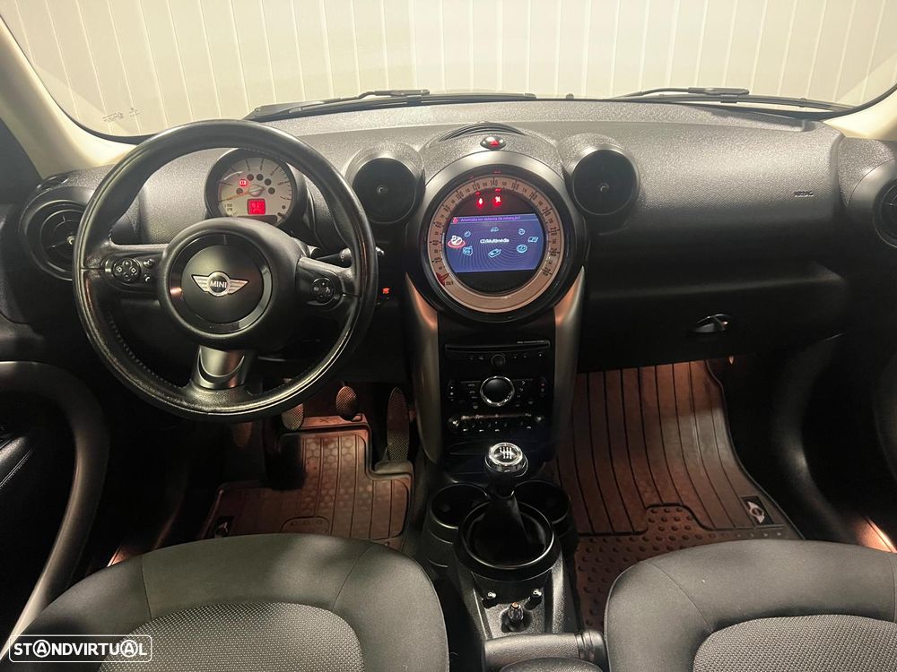 MINI Countryman Cooper D - 4