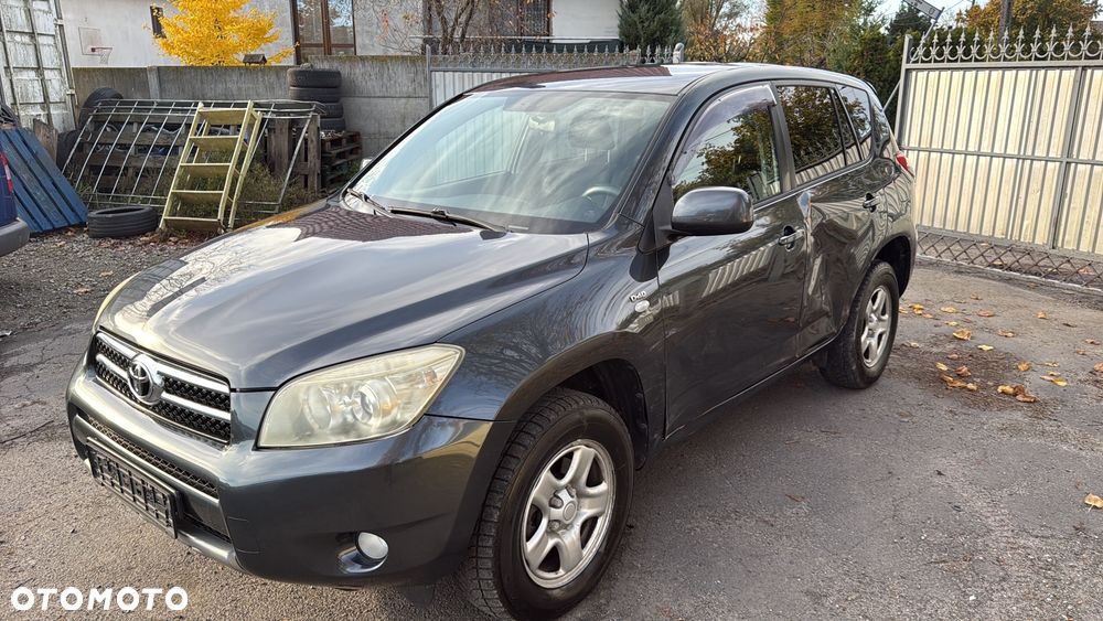 Toyota RAV4 2.2 D-4D 4x4 - 12