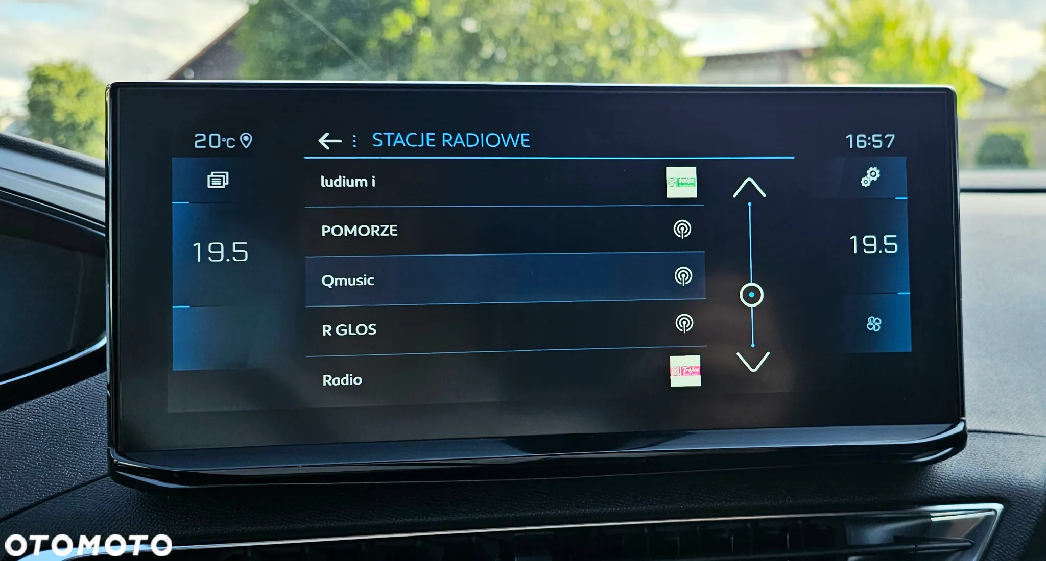 Peugeot 3008 PureTech 130 Stop & Start GPF EAT8 Allure - 29