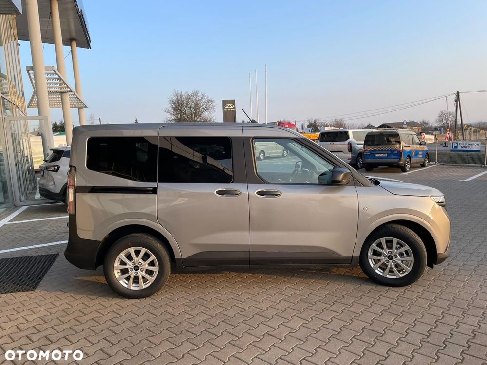 Ford Transit Courier - 5