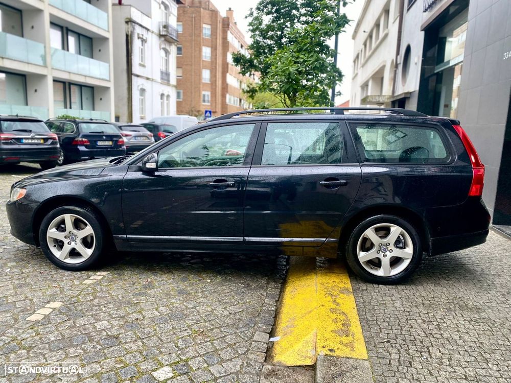 Volvo V70 2.0 D Momentum - 8