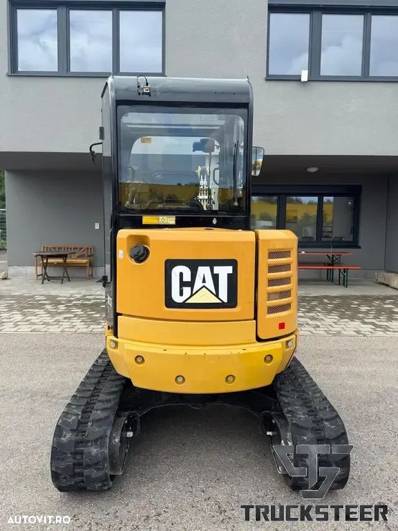 Cat 302.7D - 8