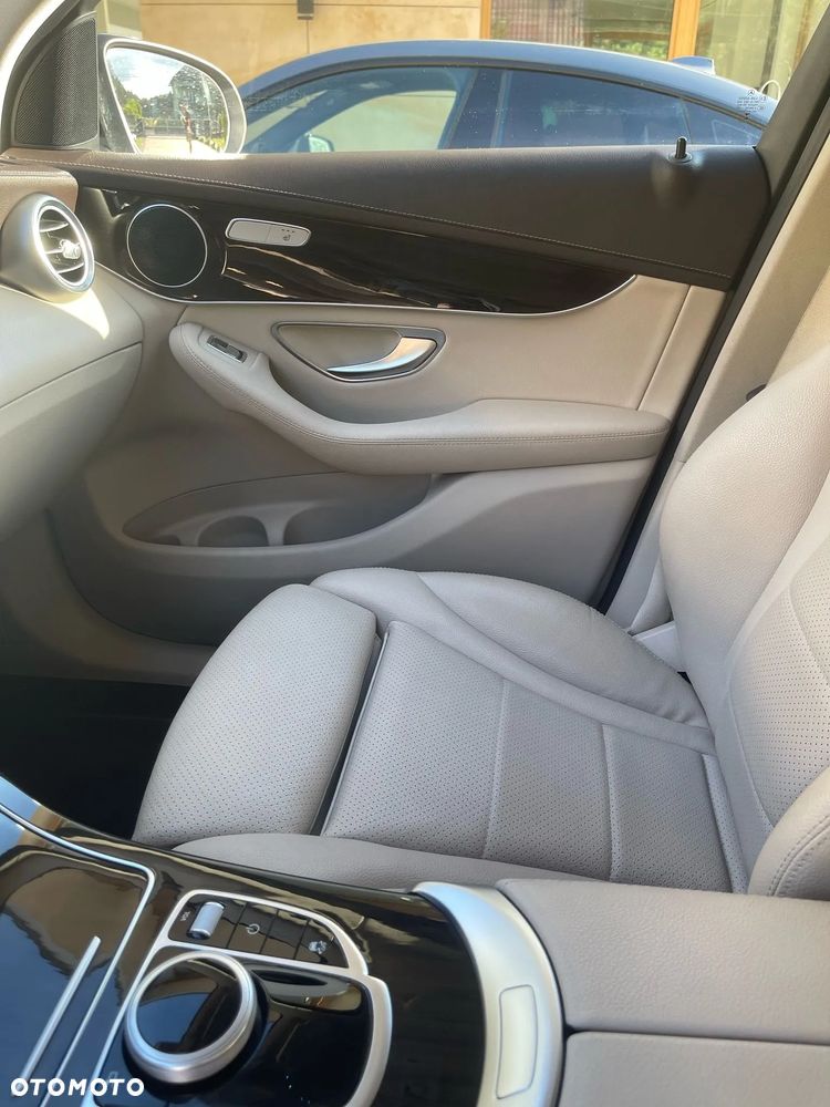 Mercedes-Benz GLC 250 4-Matic - 17