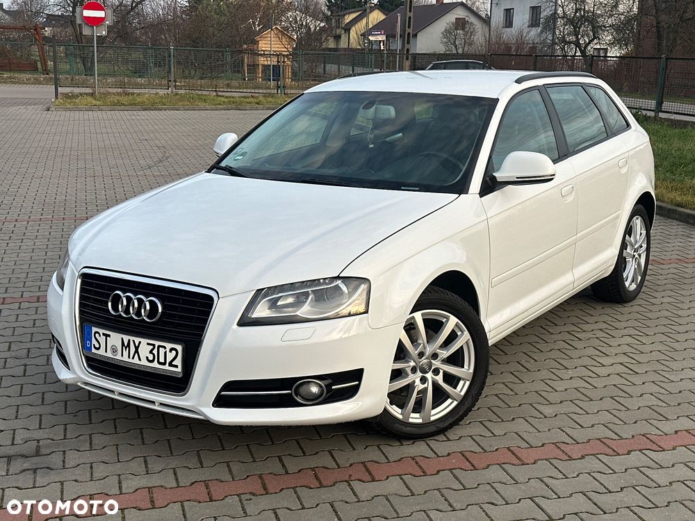 Audi A3 Sportback 1.4 TFSI Ambiente - 25