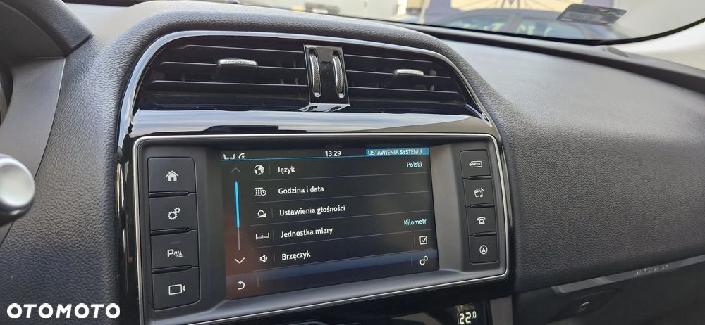 Jaguar F-Pace 2.0 i4D AWD R-Sport - 32