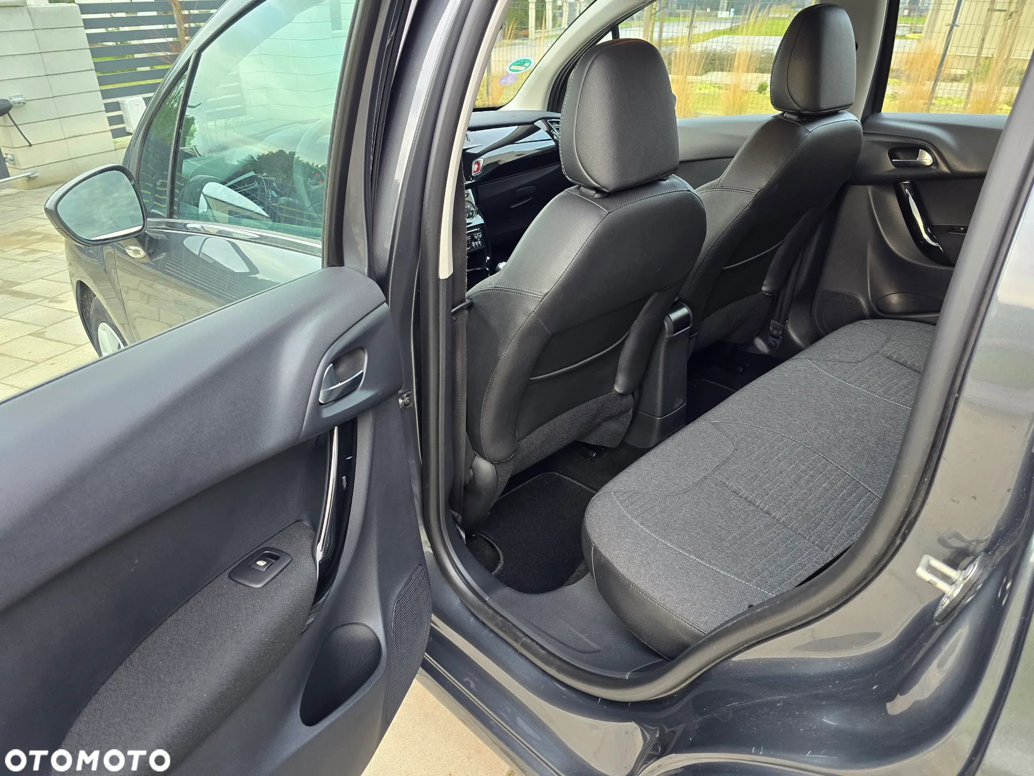 Citroën C3 1.2 PureTech Exclusive - 15