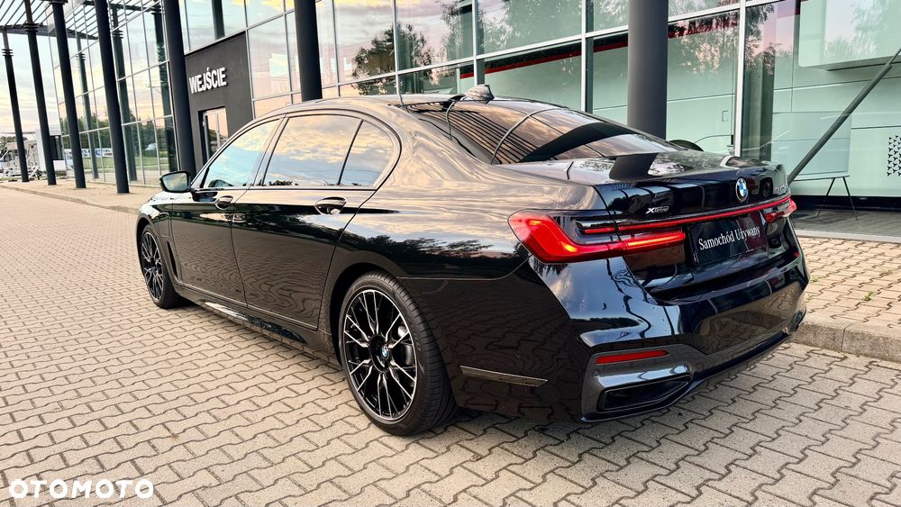 BMW Seria 7 745Le xDrive sport - 5