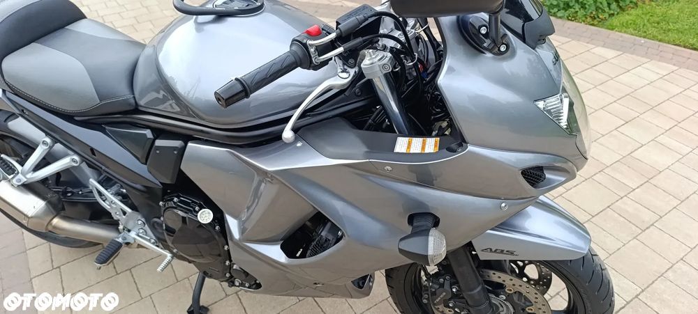 Suzuki GSX - 20