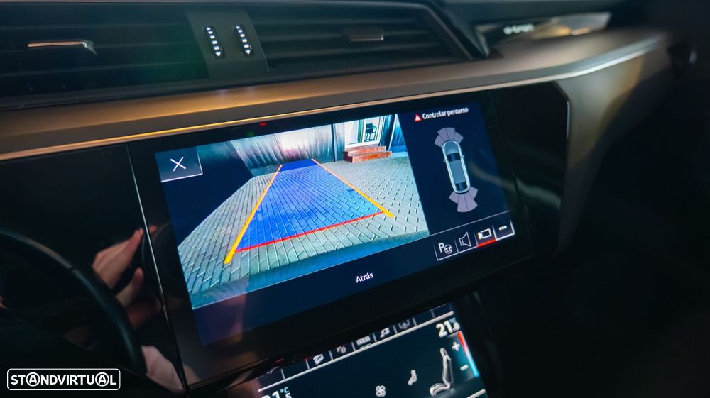 Audi Q8 e-Tron Sportback 55 quattro Advanced - 14