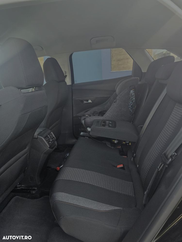 Peugeot 3008 PureTech 130 Stop & Start EAT6 Allure - 13