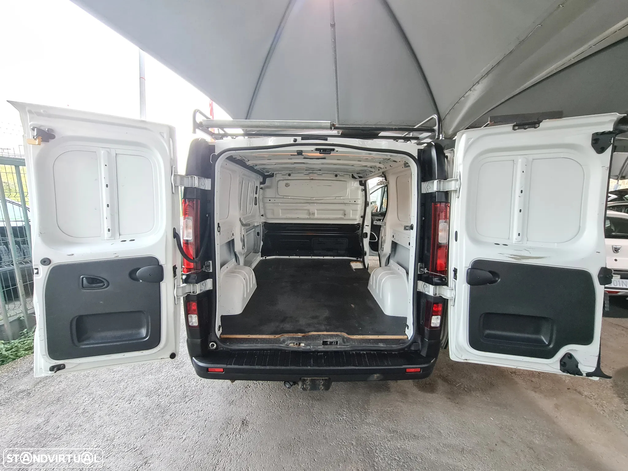 Renault TRAFIC DCI 3Lug * AC/BLUETOOTH *c/ IVA incluido - 9