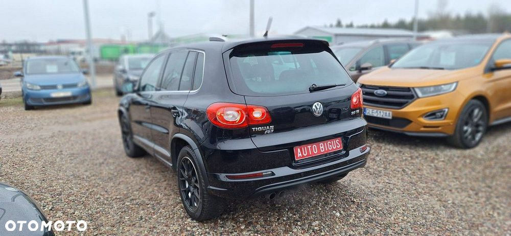 Volkswagen Tiguan - 5