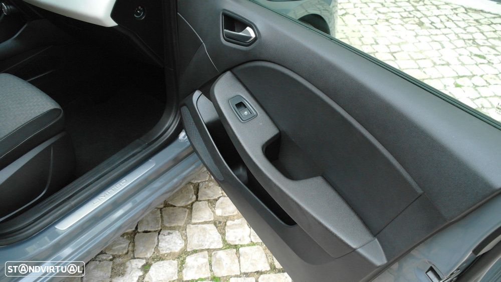 Renault Clio 1.0 TCe Limited - 21