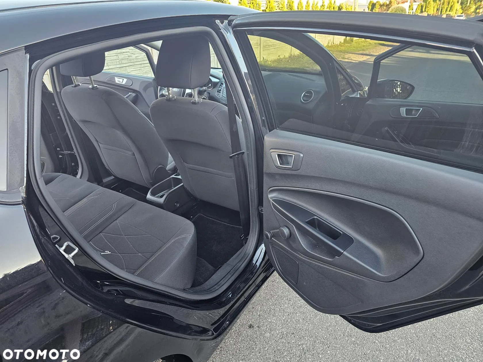 Ford Fiesta 1.0 Trend - 23
