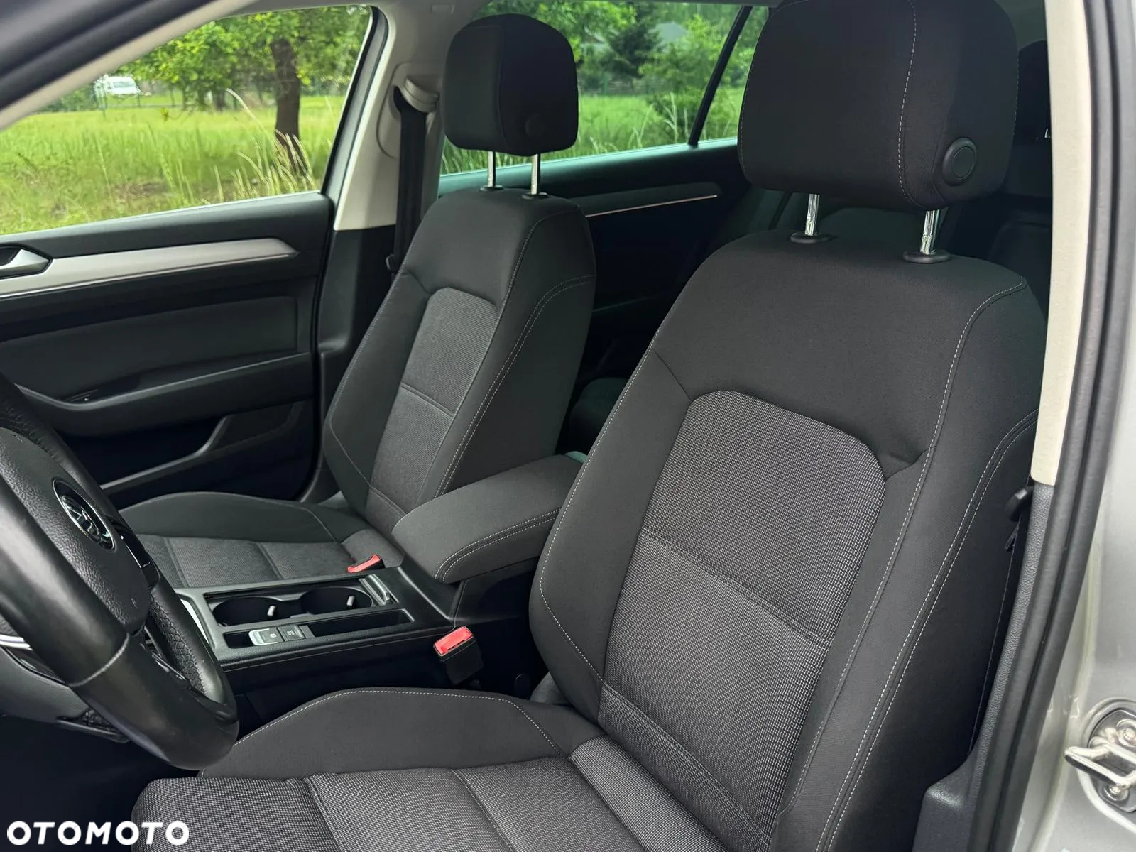 Volkswagen Passat Variant 1.8 TSI (BlueMotion Technology) DSG Comfortline - 16