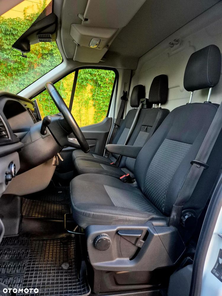 Ford Transit - 15