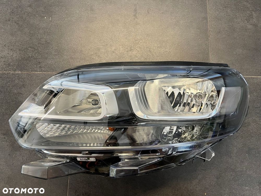 Lampa lewa przednia CITROEN JUMPY III VIVARO ZAFIR - 1
